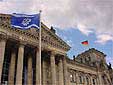 THW vor dem Reichstagsgebäude