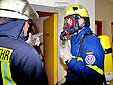 Man versteht sich: Feuerwehr und THW im Einsatz; r. Gunnar Breinig(Foto T. Mundorf)